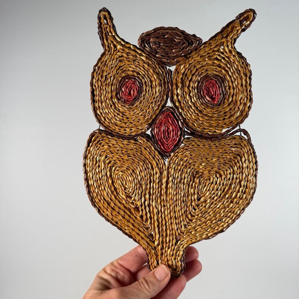 Vintage 1970s Woven Straw Owl Trivet